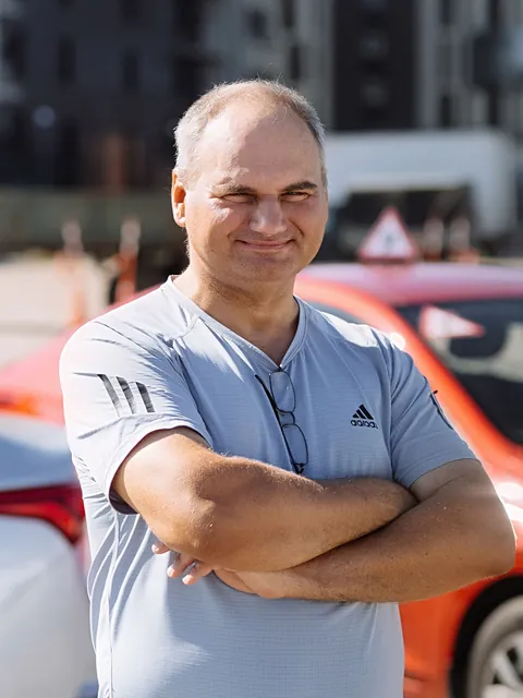Алексей Соловьёв, инструктор по вождению
